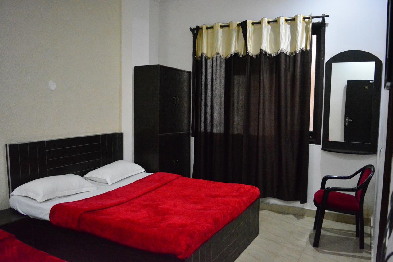 Sharma'S Bnb อัมริตสา ภายนอก รูปภาพ